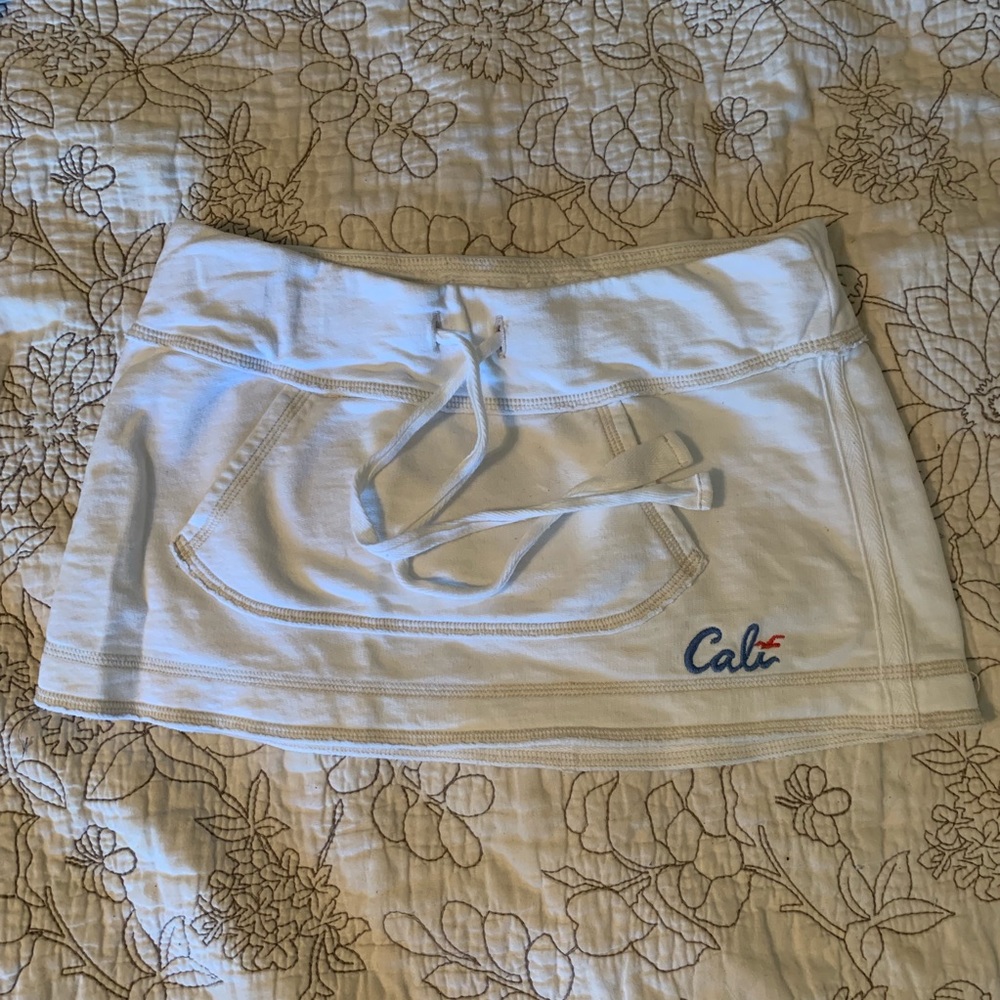 Hollister Front Pocket Skirt